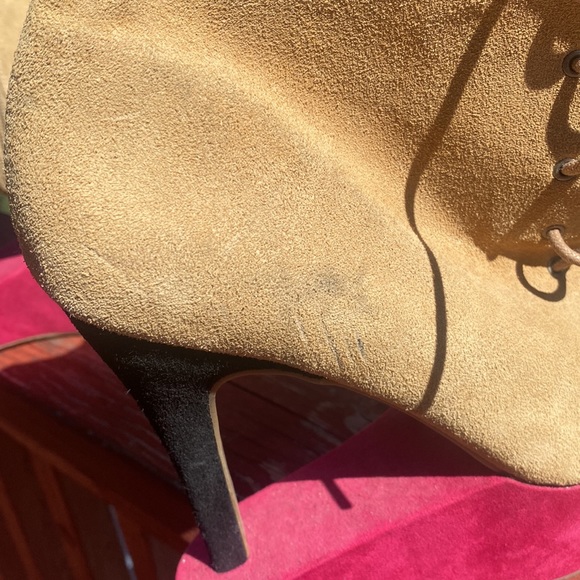 Unique block pattern shoe booties - Picture 5 of 7